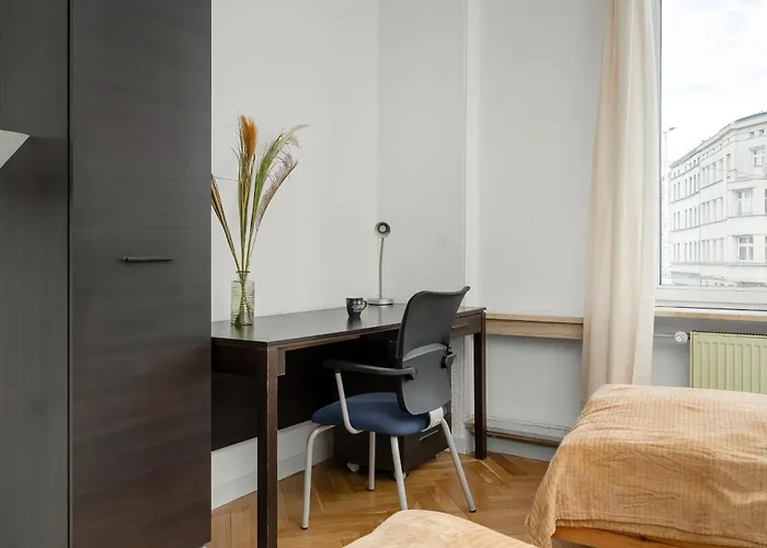 Appartement Przytulny Legionow Z Parkingiem By Renters