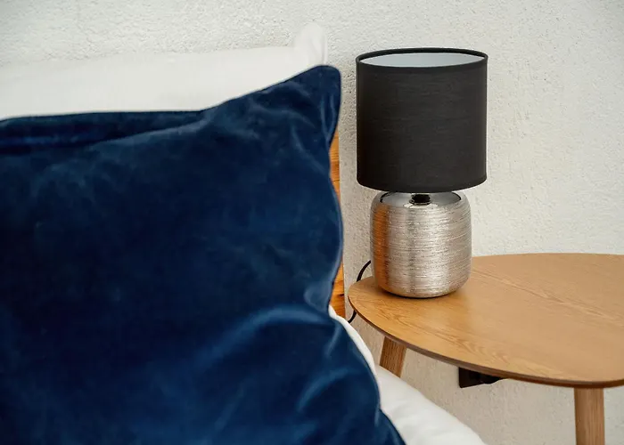 Przytulny Legionow Z Parkingiem By Renters * Wrocław