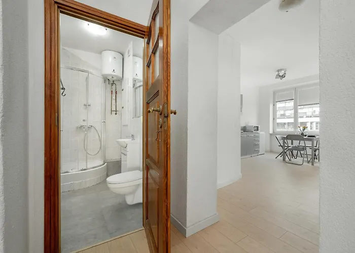 Przytulny Legionow Z Parkingiem By Renters Appartement