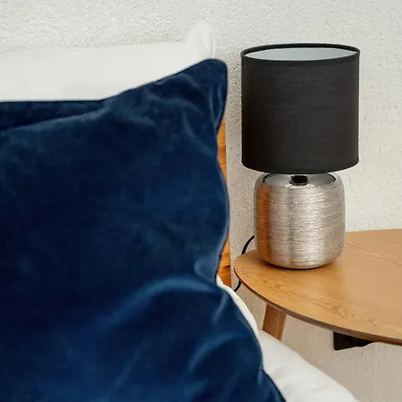 Przytulny Legionow Z Parkingiem By Renters * ヴロツワフ