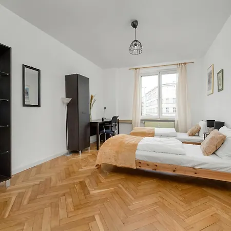 Przytulny Legionow Z Parkingiem By Renters Apartment Wroclaw