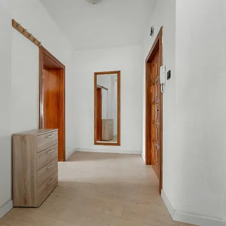 Przytulny Legionow Z Parkingiem By Renters Apartment *