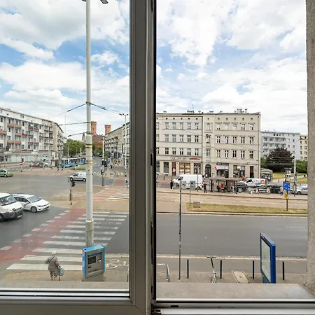 アパート Przytulny Legionow Z Parkingiem By Renters ヴロツワフ