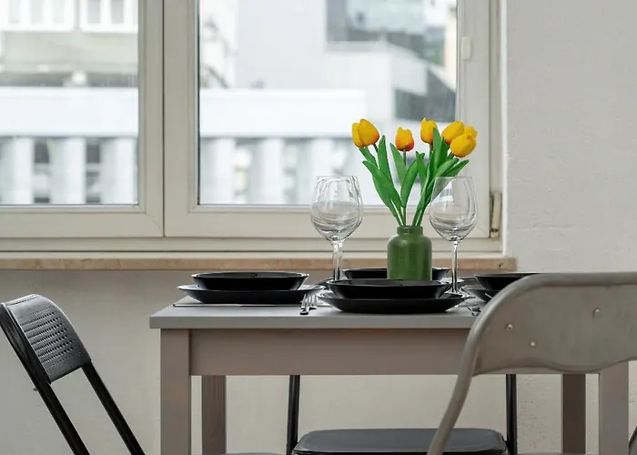 Przytulny Legionow Z Parkingiem By Renters